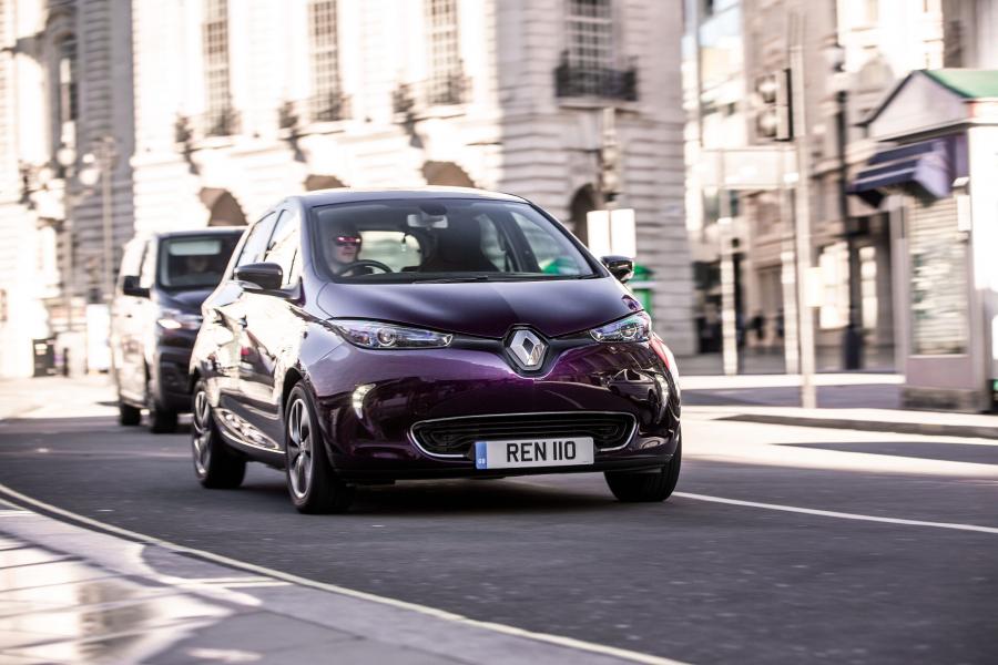  Renault Zoe Z.E. 40 R110 2018 года  (UK) (фото 25 из 32)